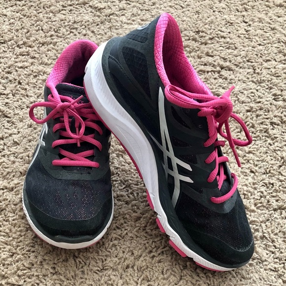 ASICS Women's 33-M Running Shoe - Picture 11 of 12